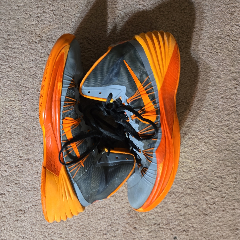 Nike Hyperdunk 2013 Size 12 Gray Orange Basketball Shoes 613875-004